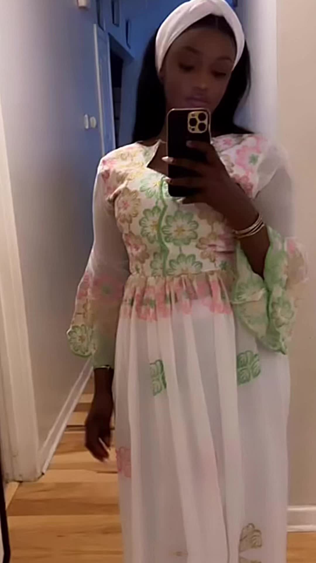 @DazzlNcarole1