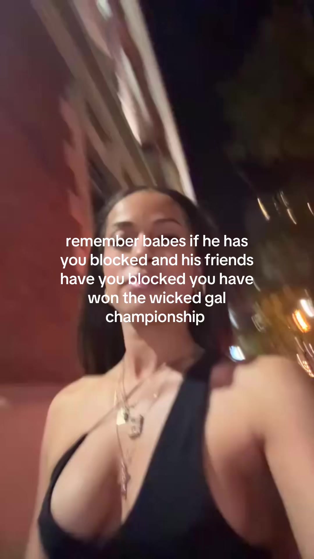 @ELLENIA MIONI