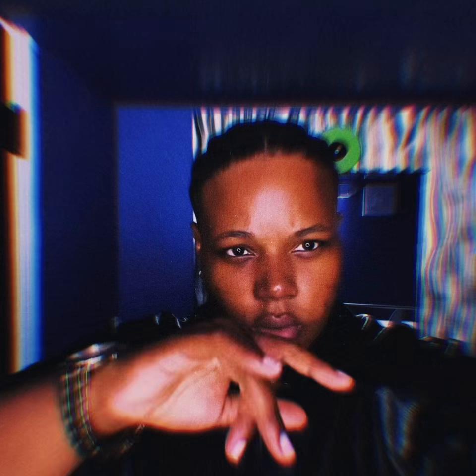 @kaylahbiased