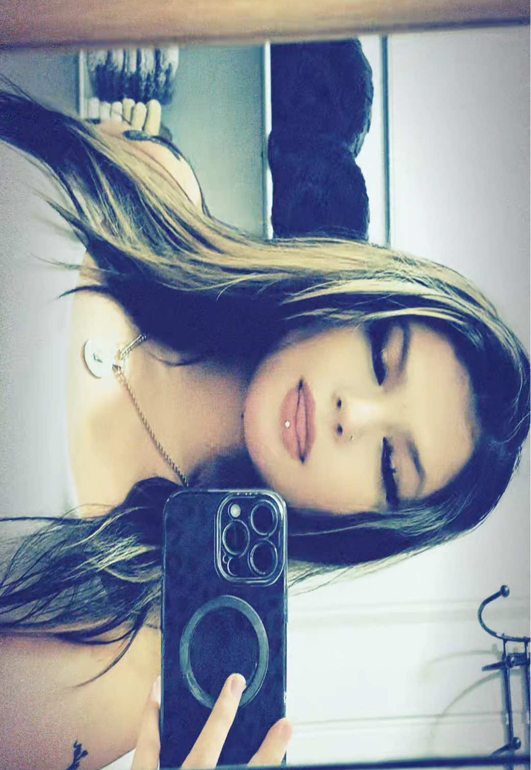 @chantal🪞