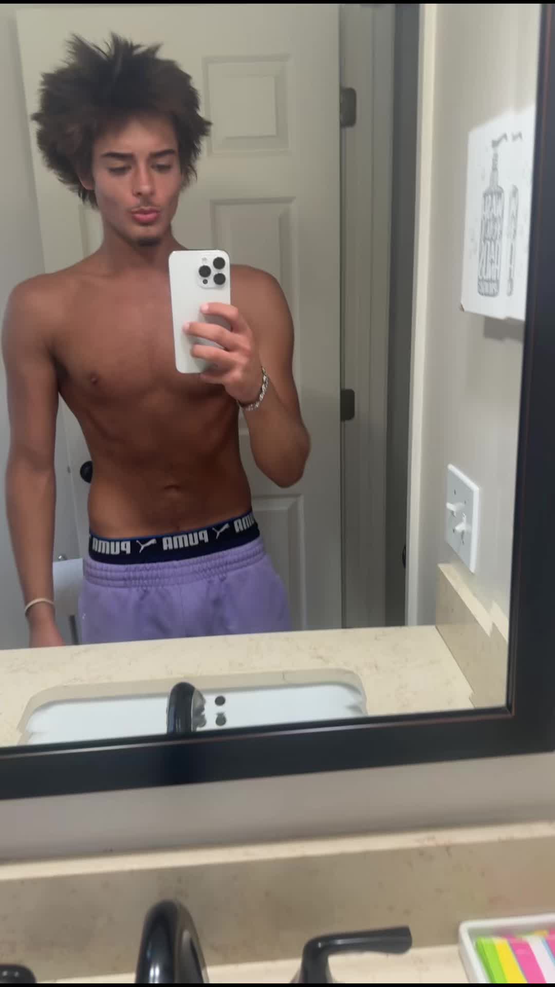 @sim0n