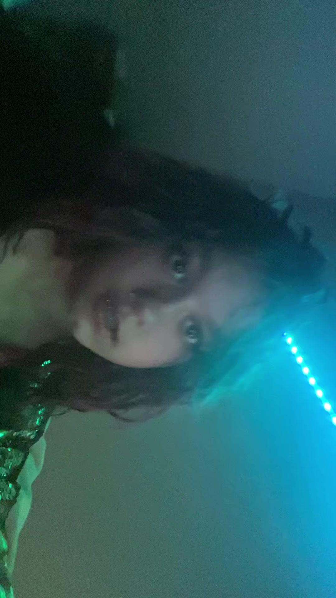 @alexisss🤪