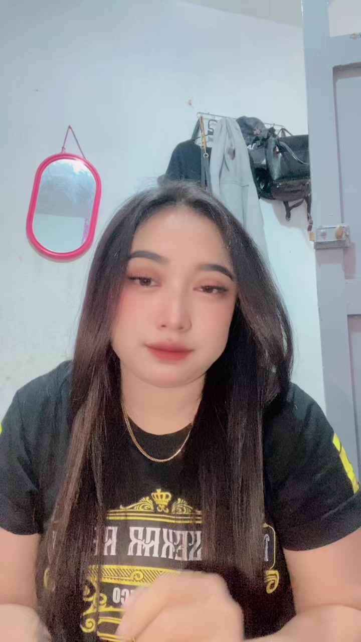 @dellaadell