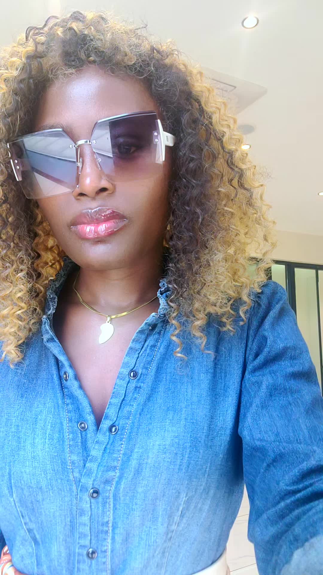 @daphné nicole ngah✝️