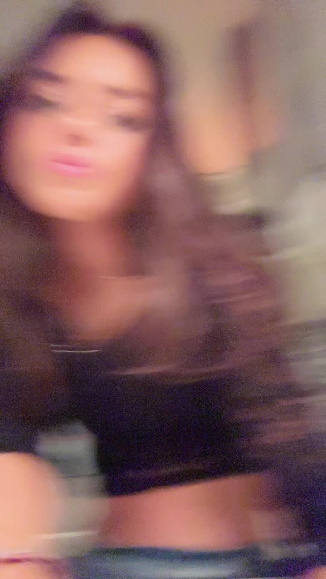 @ellyş