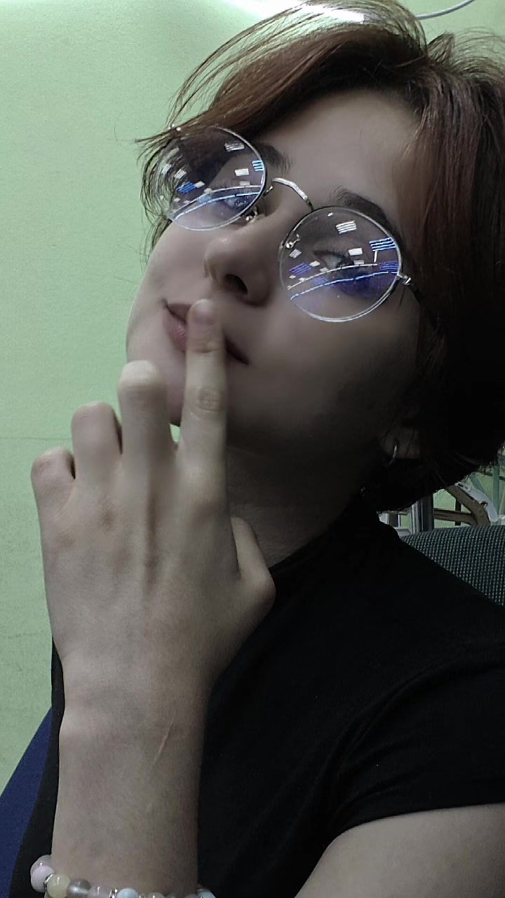 @Леся