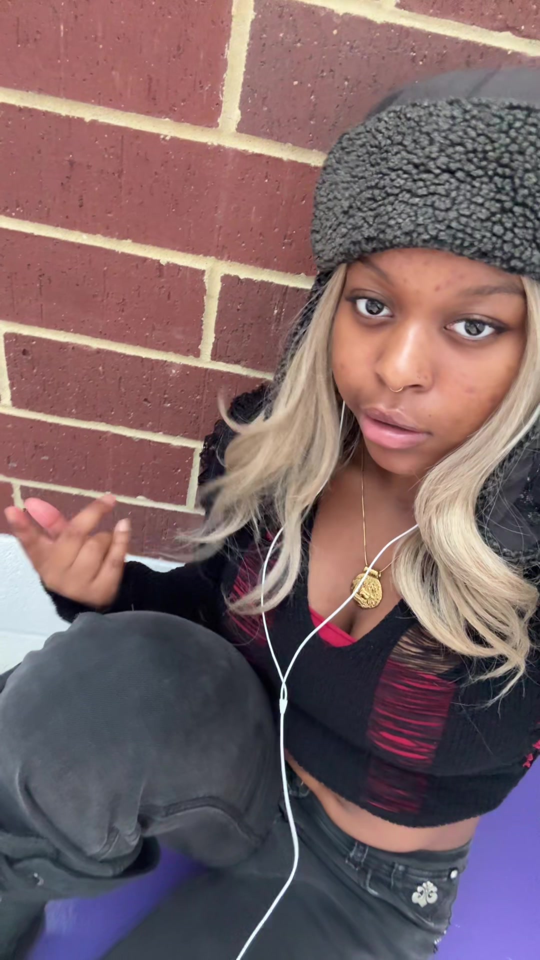 @nonverbal