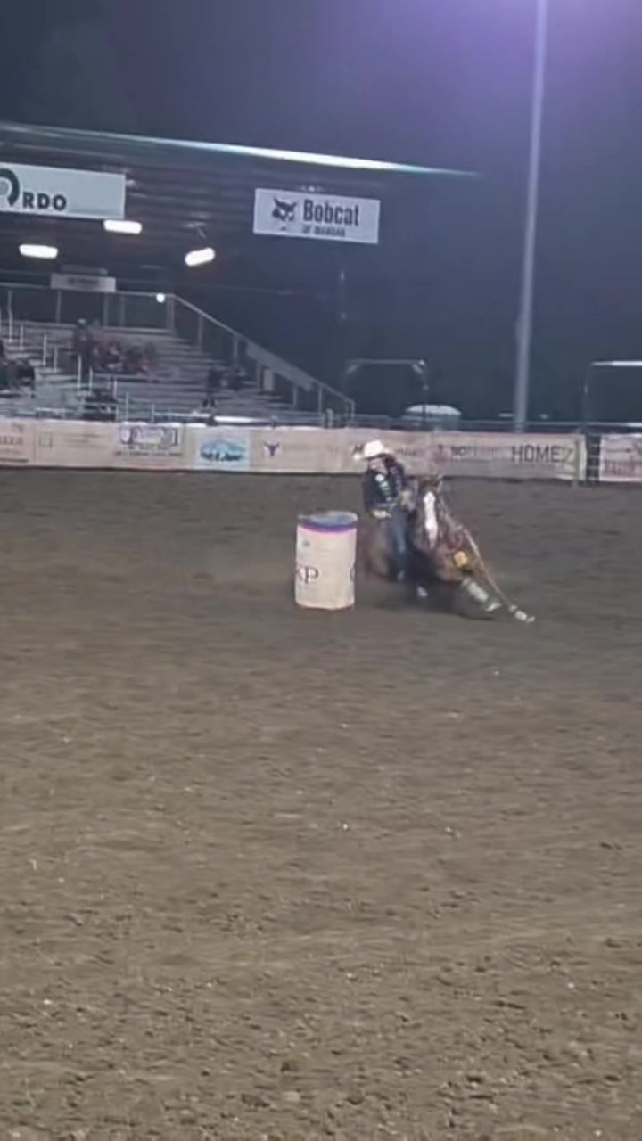 @BarrelRacing.com