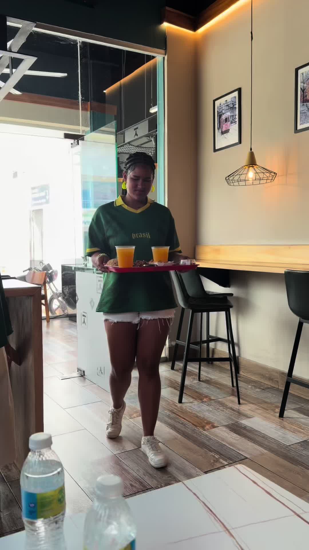 @Dulce Foodie Content Creator