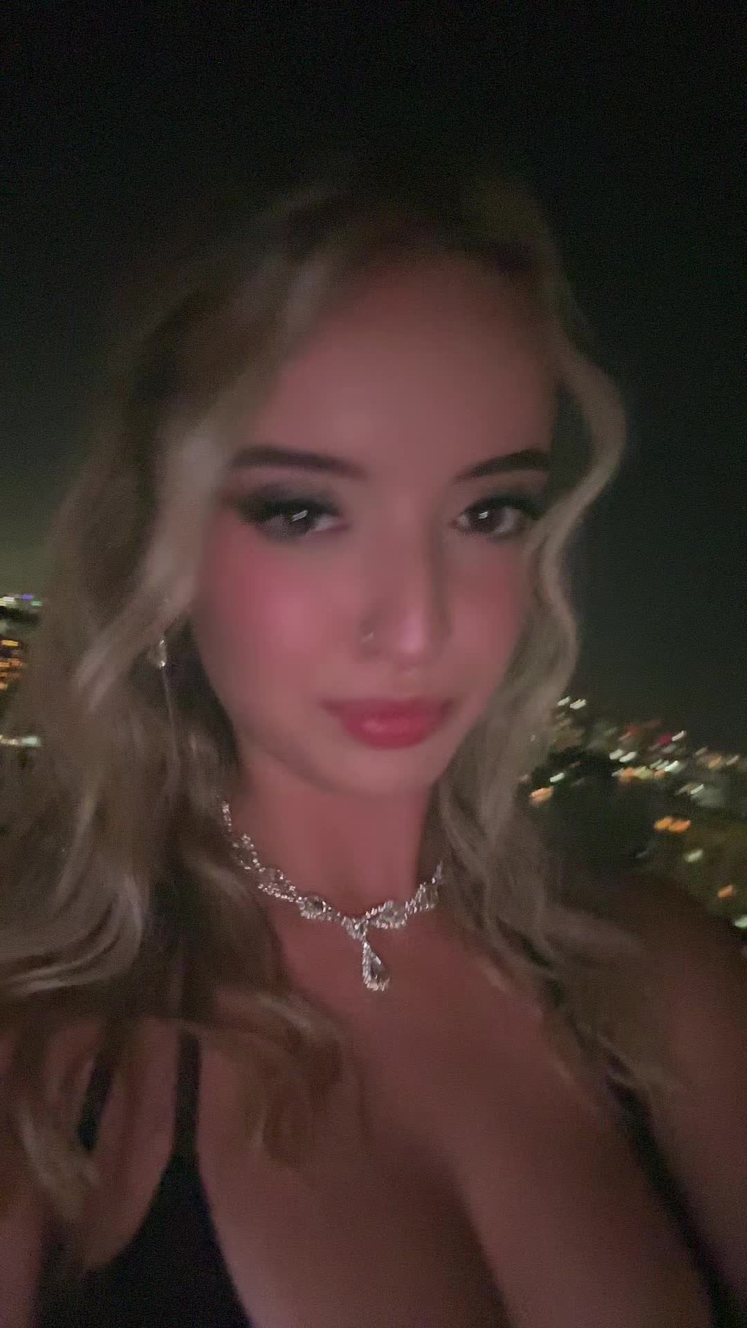 @liv😇