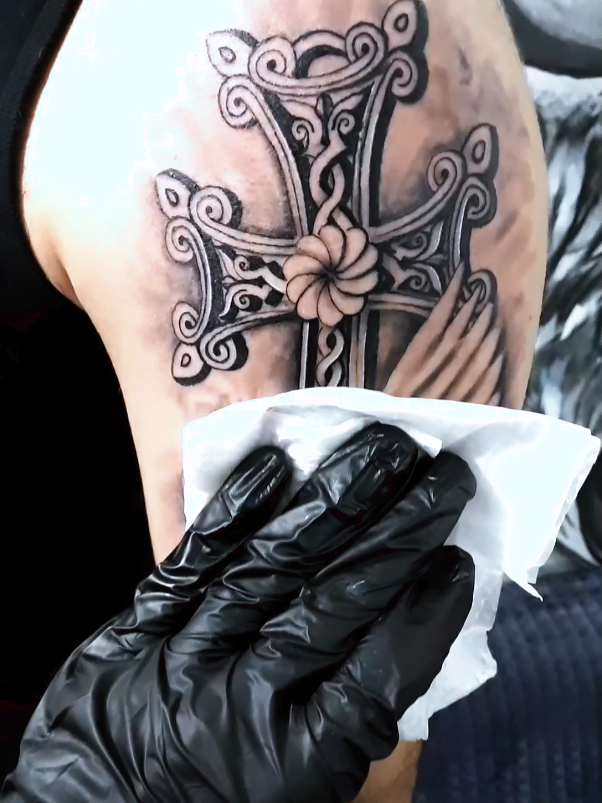 @Blacktattoo_studio