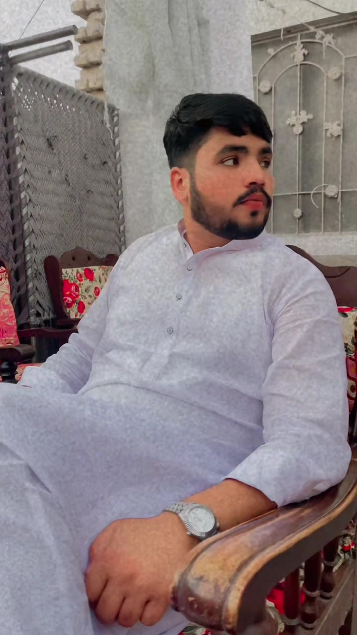 @Mr_zaheer_08