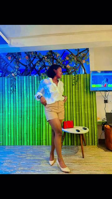 @Flower chic 🛍️👗👜👠