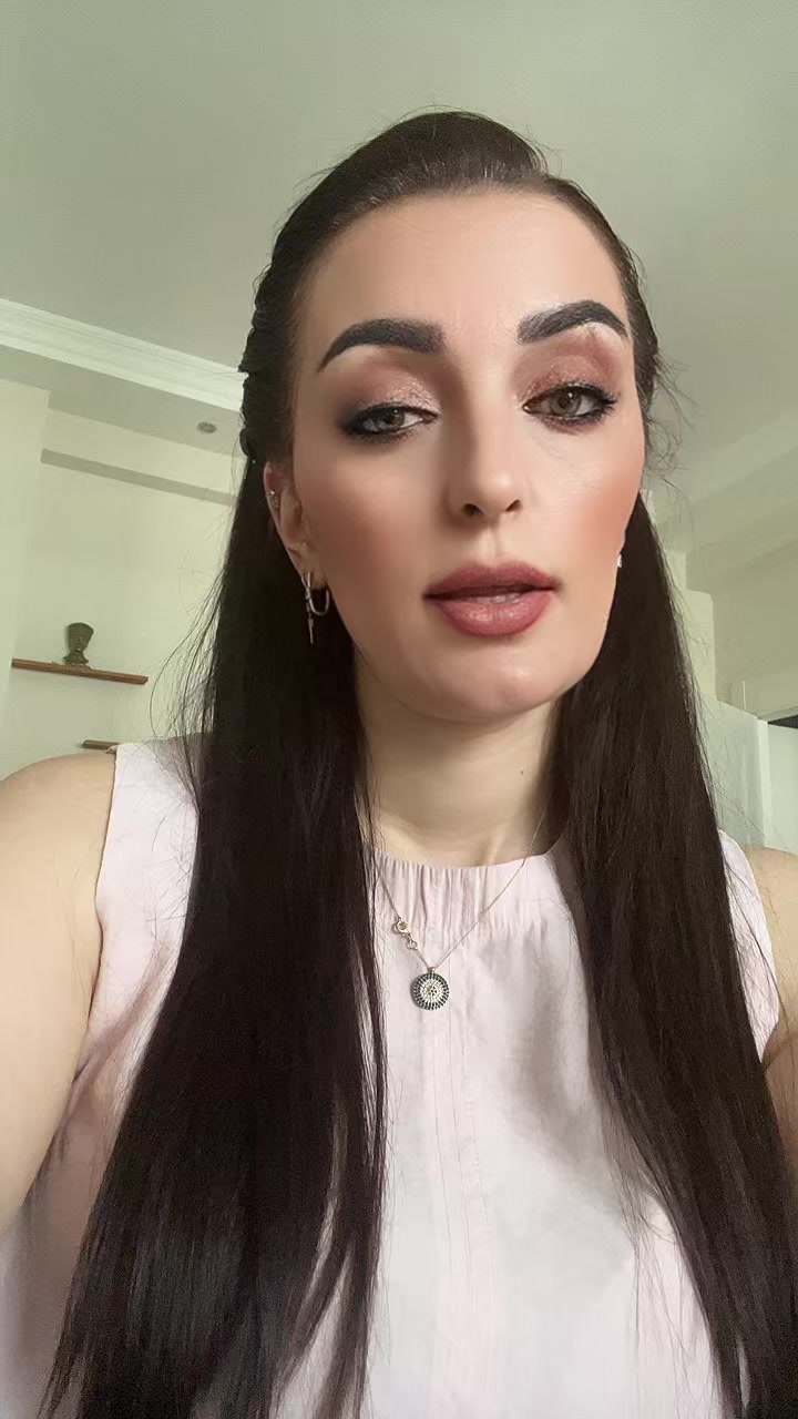 @50ladyqueen50