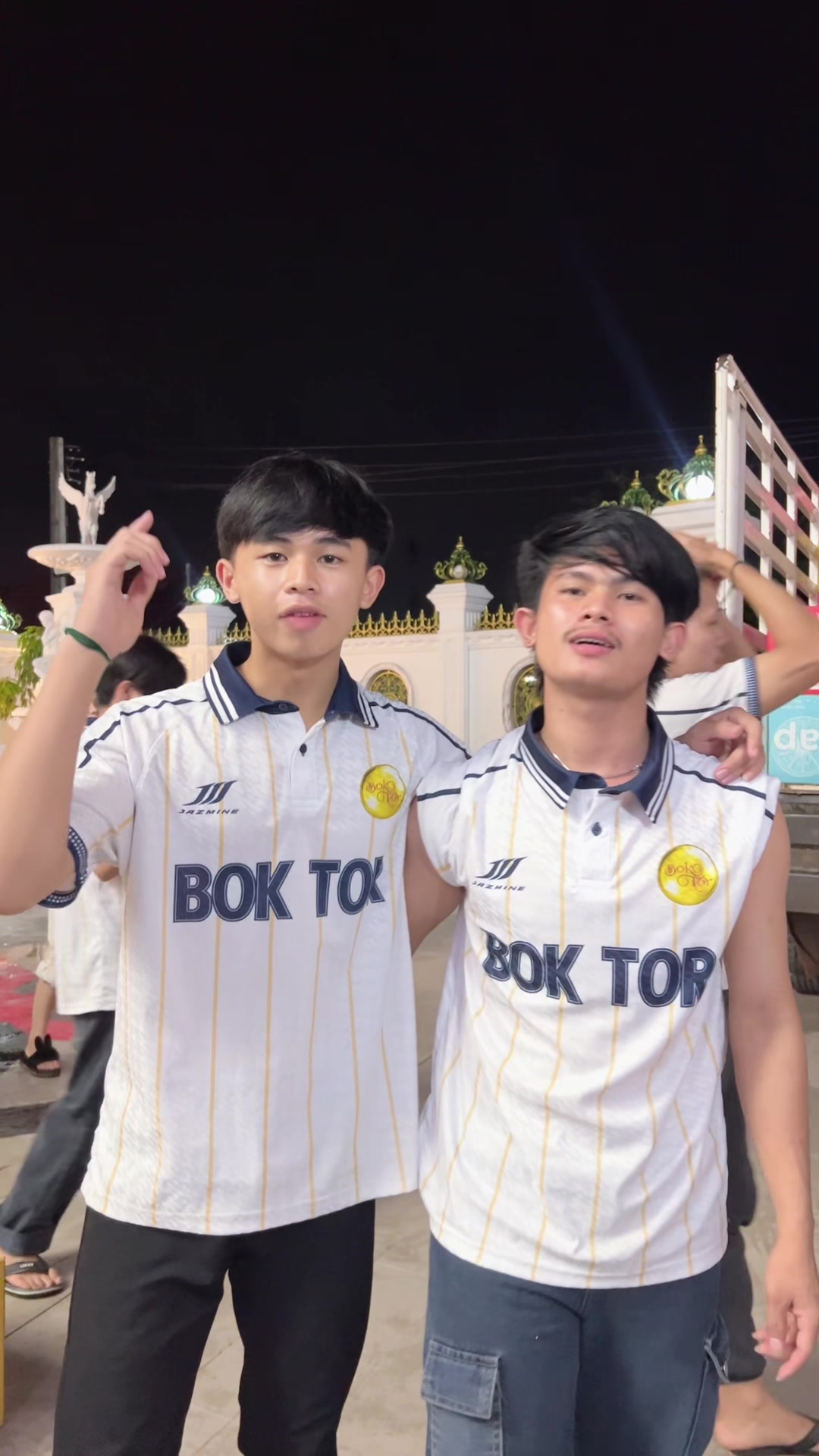 @ອ້າຍໂຊລາເຊວ