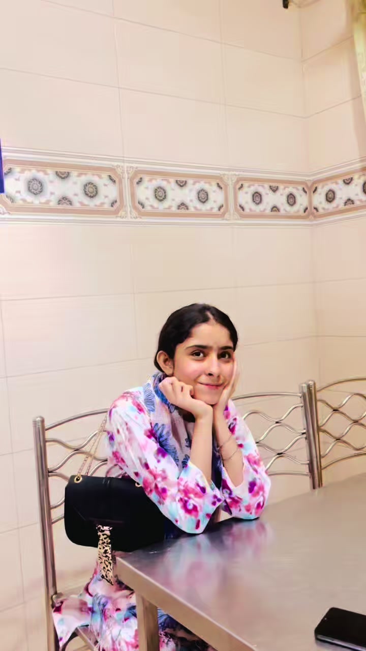 @BAHLU🧸♥️👀