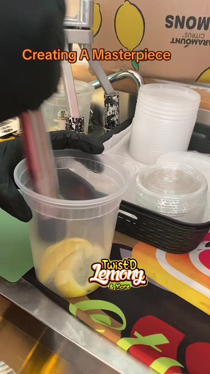 @TwistD Lemonz & More