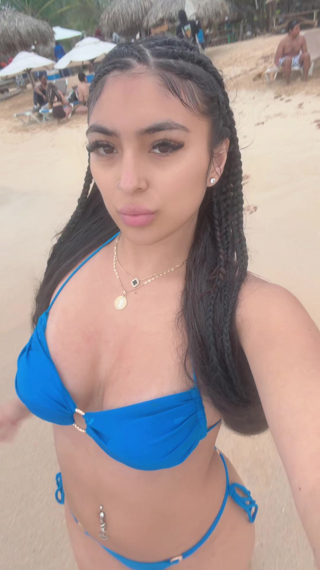 @LatinaMamiii