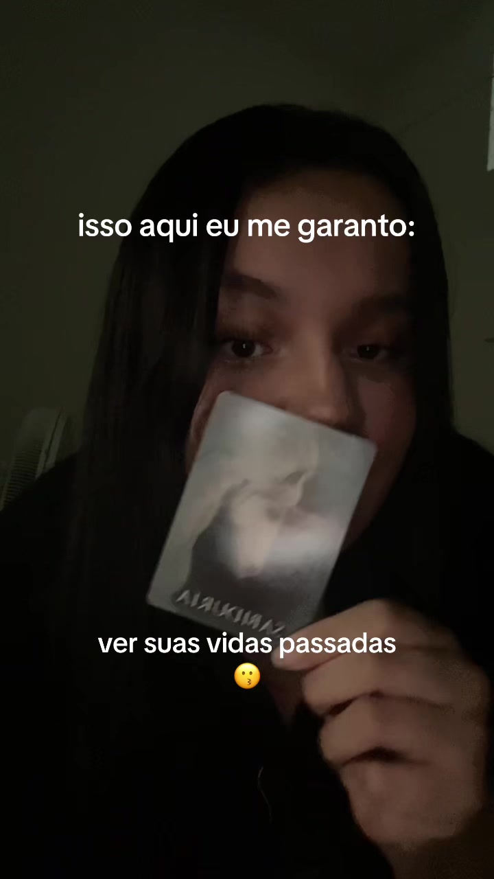 @Julia Pravina ⛤ Bruxa