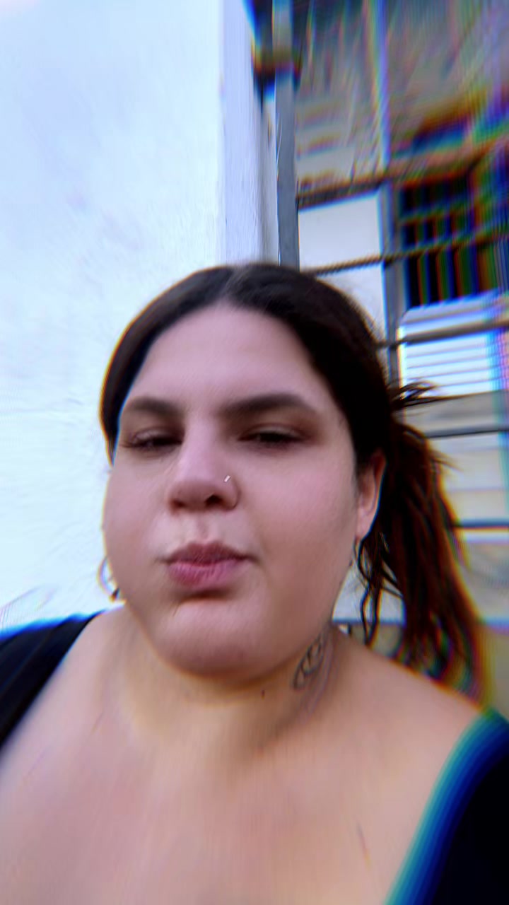 @Loiraa