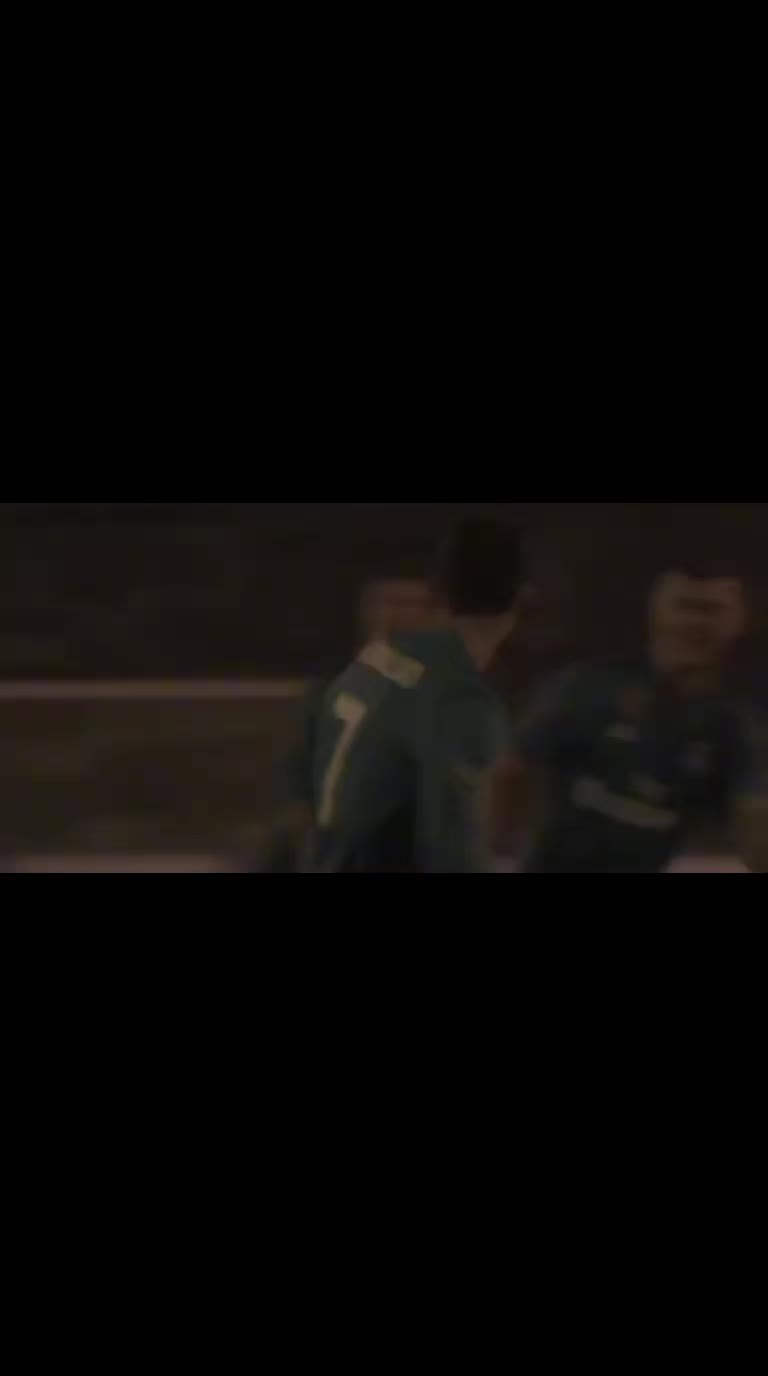 @Kevin12🇸🇻⚽️