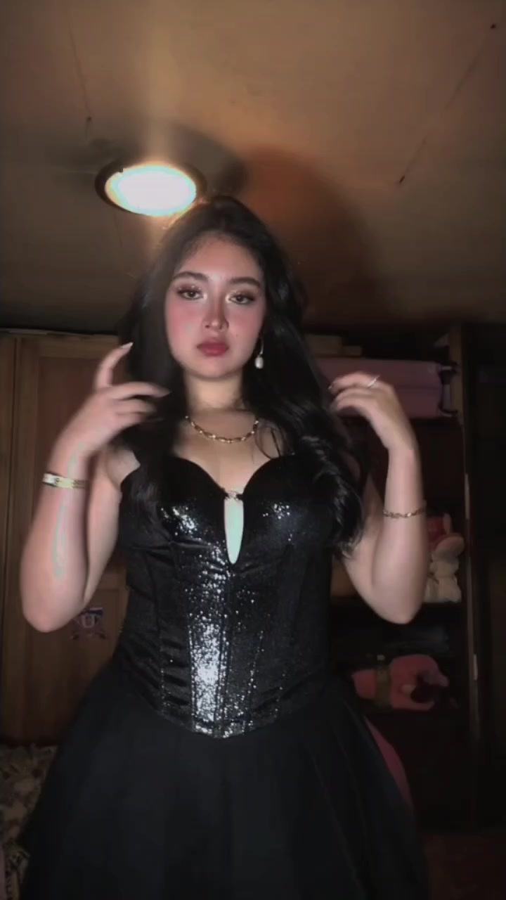 @𝓡𝓸𝓶𝓲 🩷