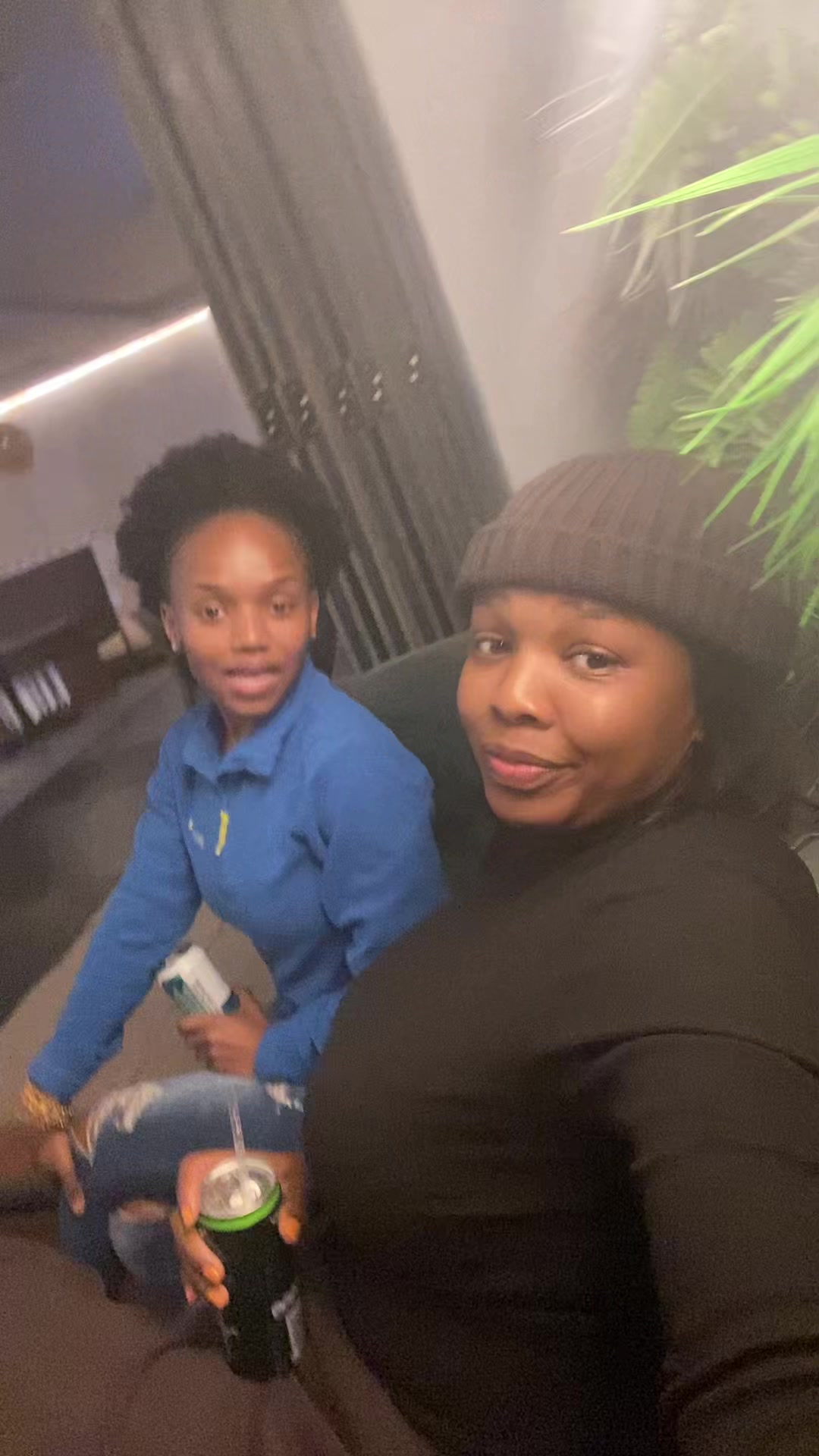@Ms Lau&rsquo;ra DJ 🇧🇼🇿🇦