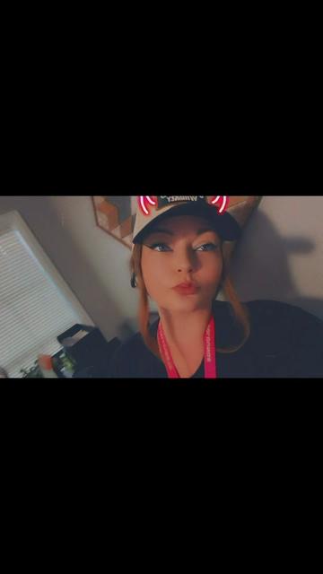 @Shellz Nikkii⏾