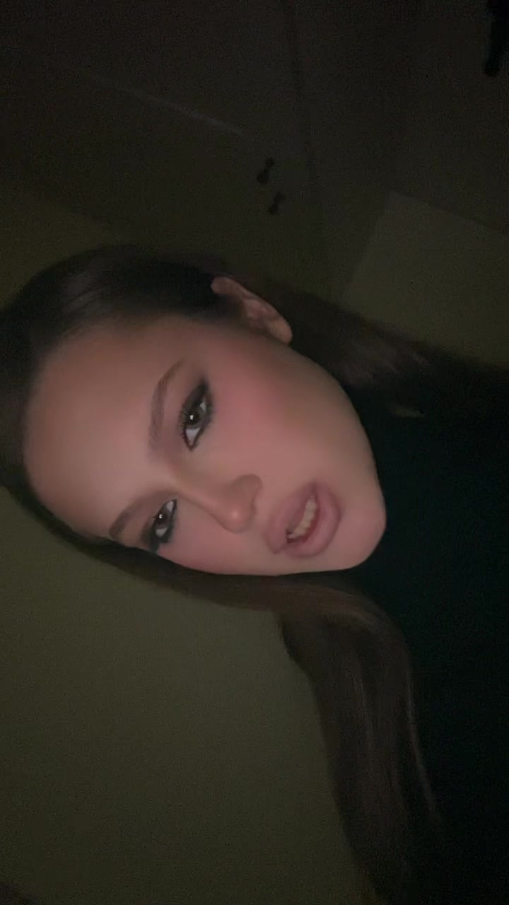 @t_tania