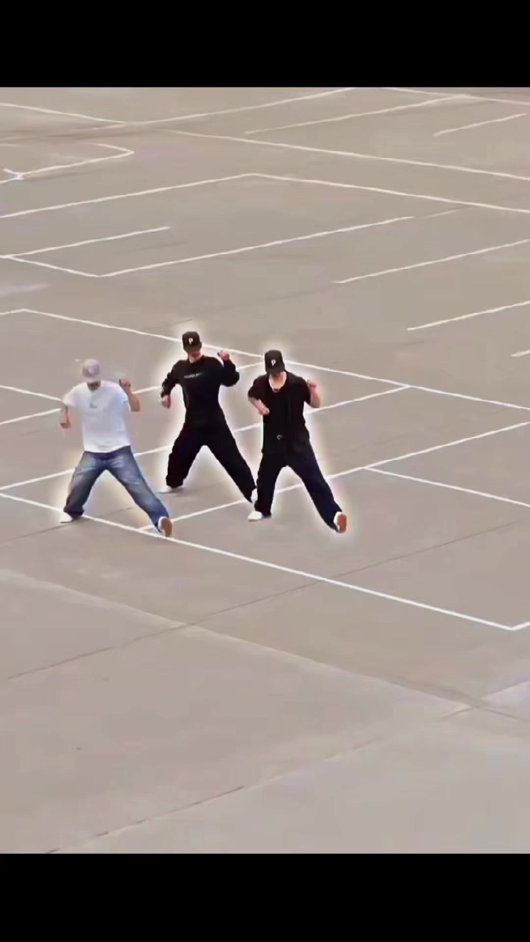 @Ṣ Ä M Ï Z ✍️🕺