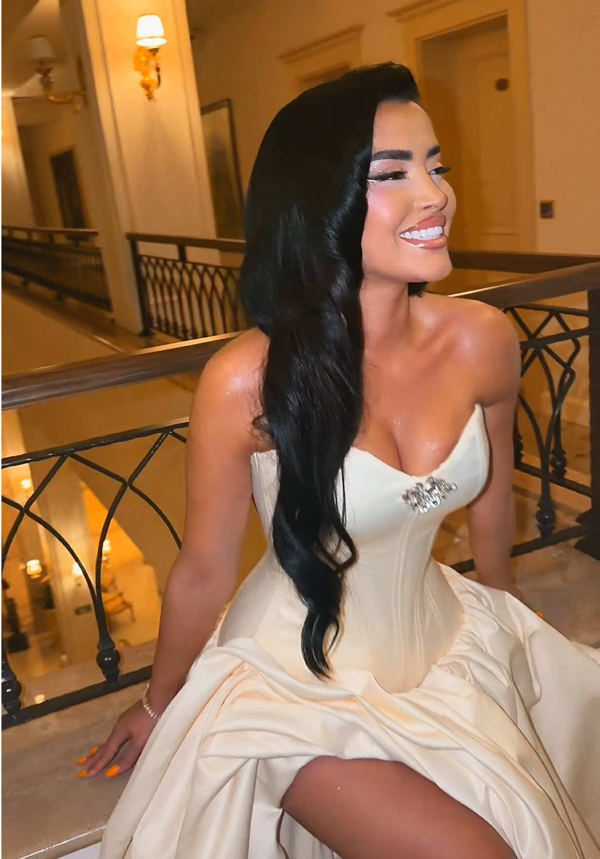 @ANISA VESELI ๐