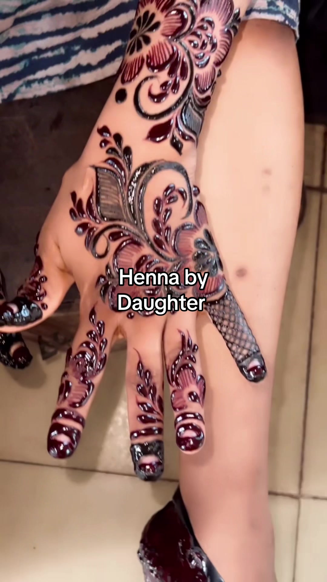 @hennabydaughter2