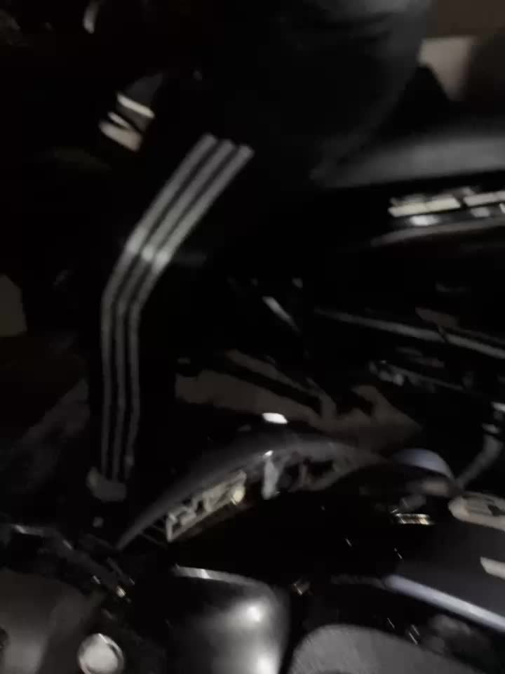 @Apiqqqqqqqqq