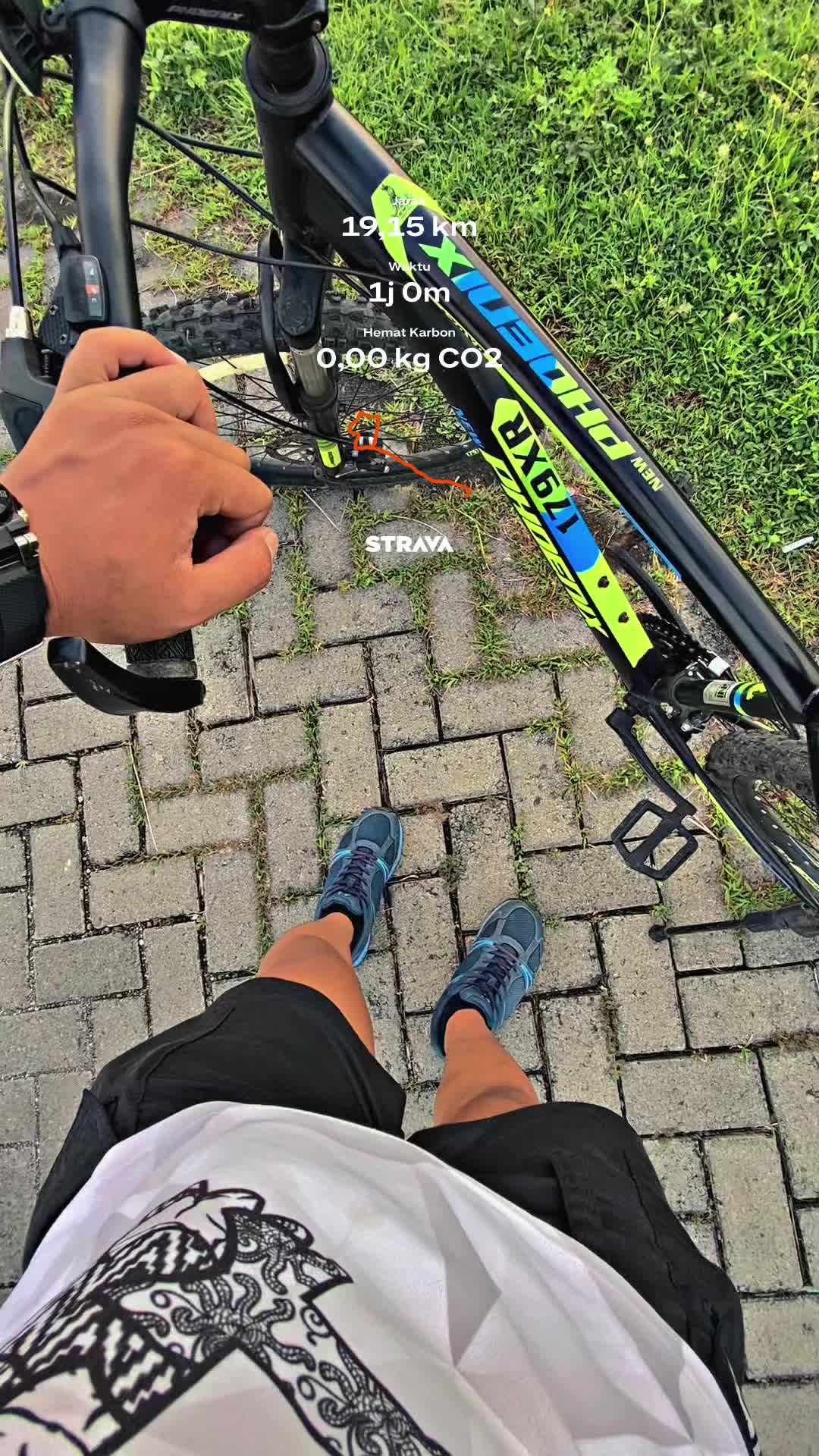 @-1%