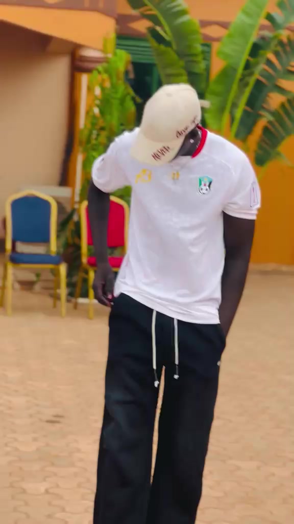 @Coolly🦍🐟🇸🇸