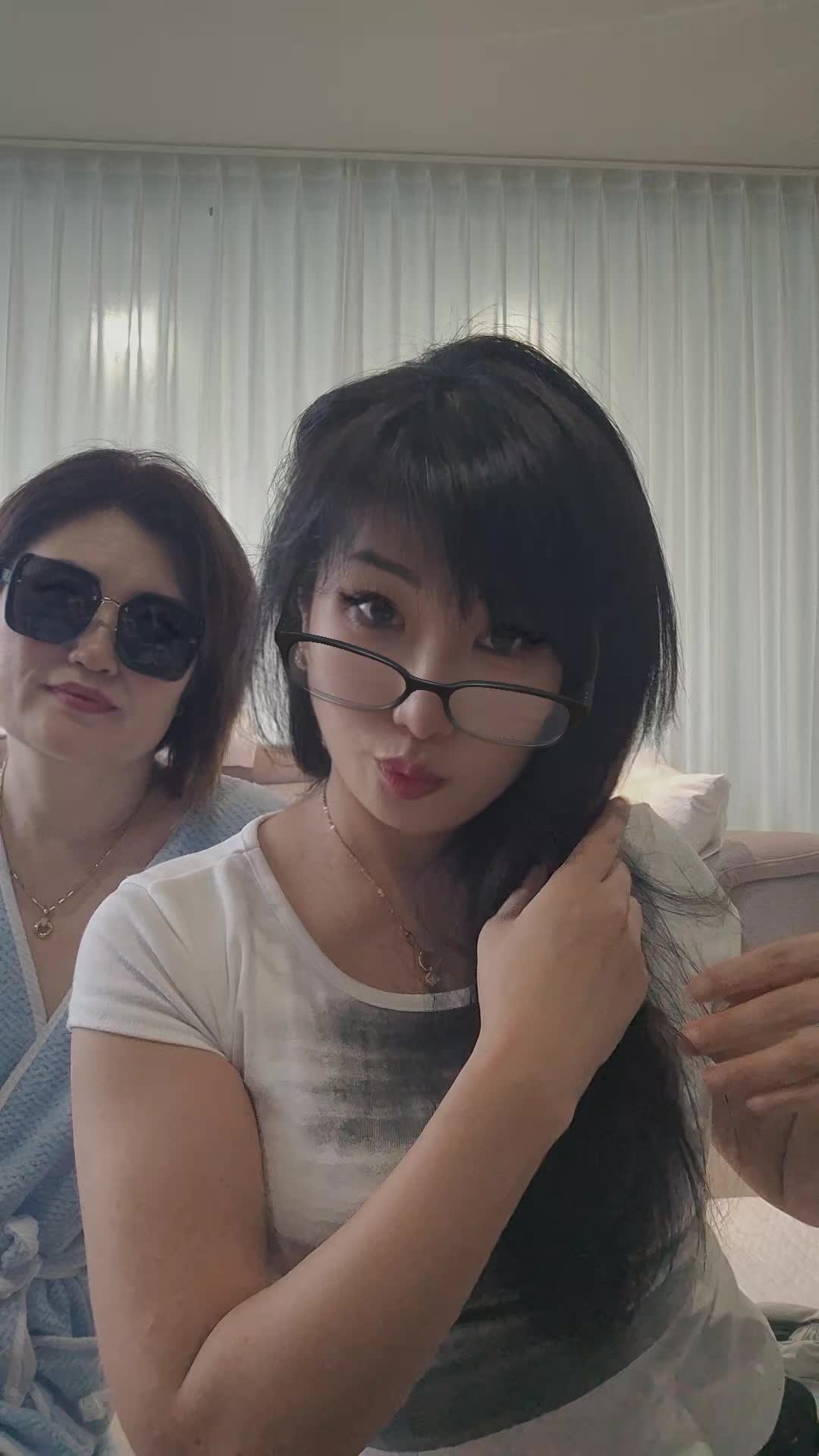 @Елена🇰🇷