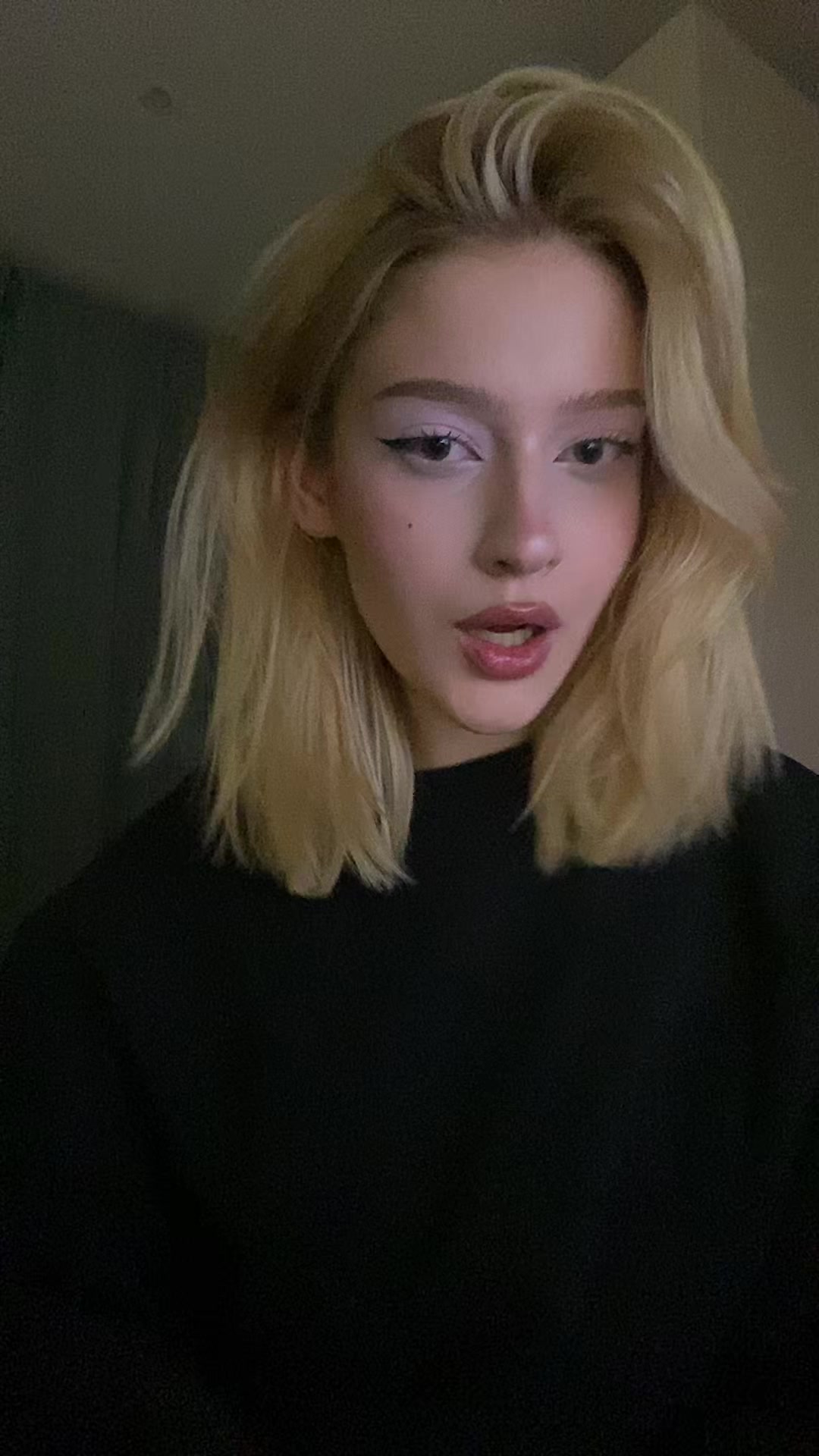 @машка