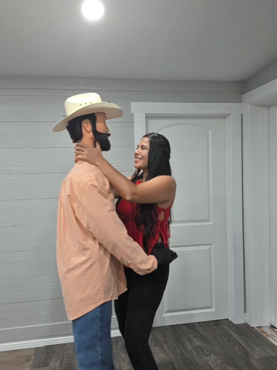 @Karen Castillo