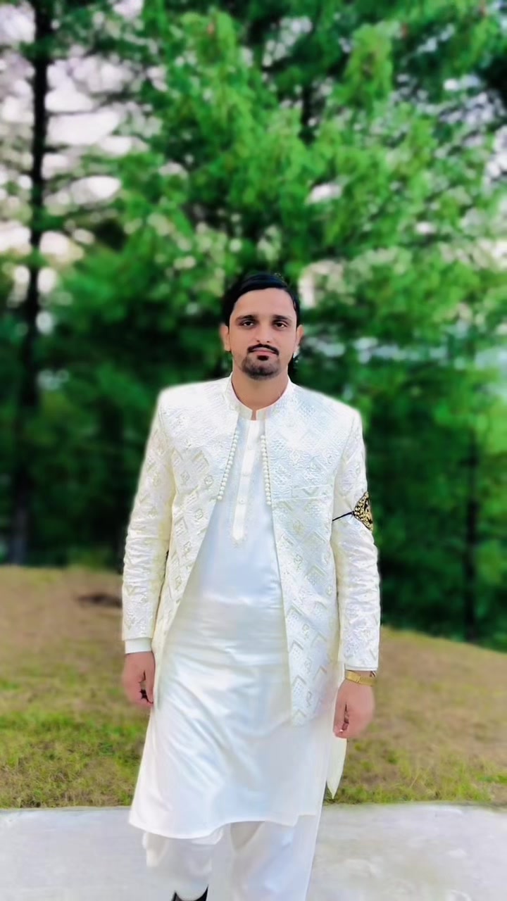 @Mr_ Zeeshan077