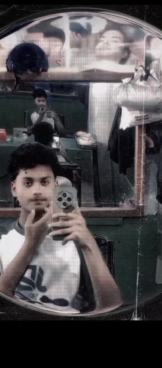 @𝙍𝙊𝙔𝘼𝙇_𝘽𝙊𝙔 ☠︎︎🚭