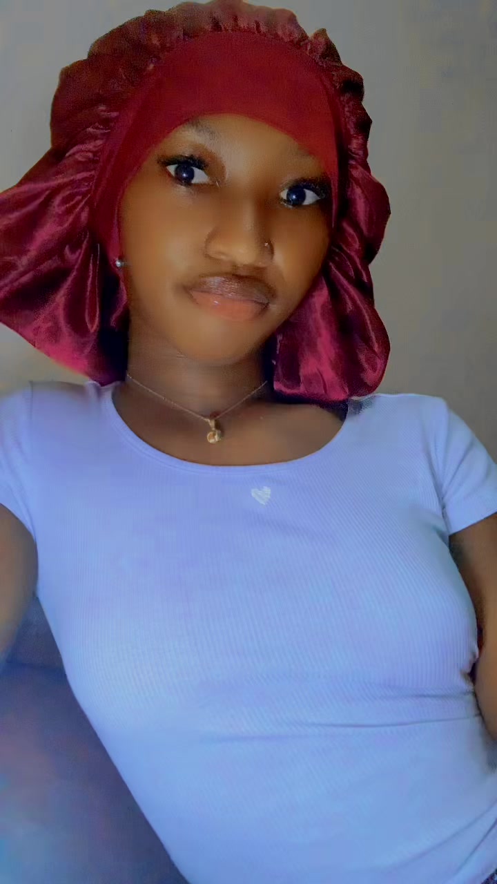 @<<🧕🦋F ❤️ONE💗27