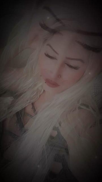 @🥀iki G&ouml;z&uuml;m&uuml;n &ccedil;i&ccedil;egi🥀