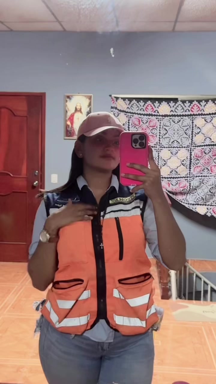 @Jued  Su&aacute;rez 👷&zwj;♀️
