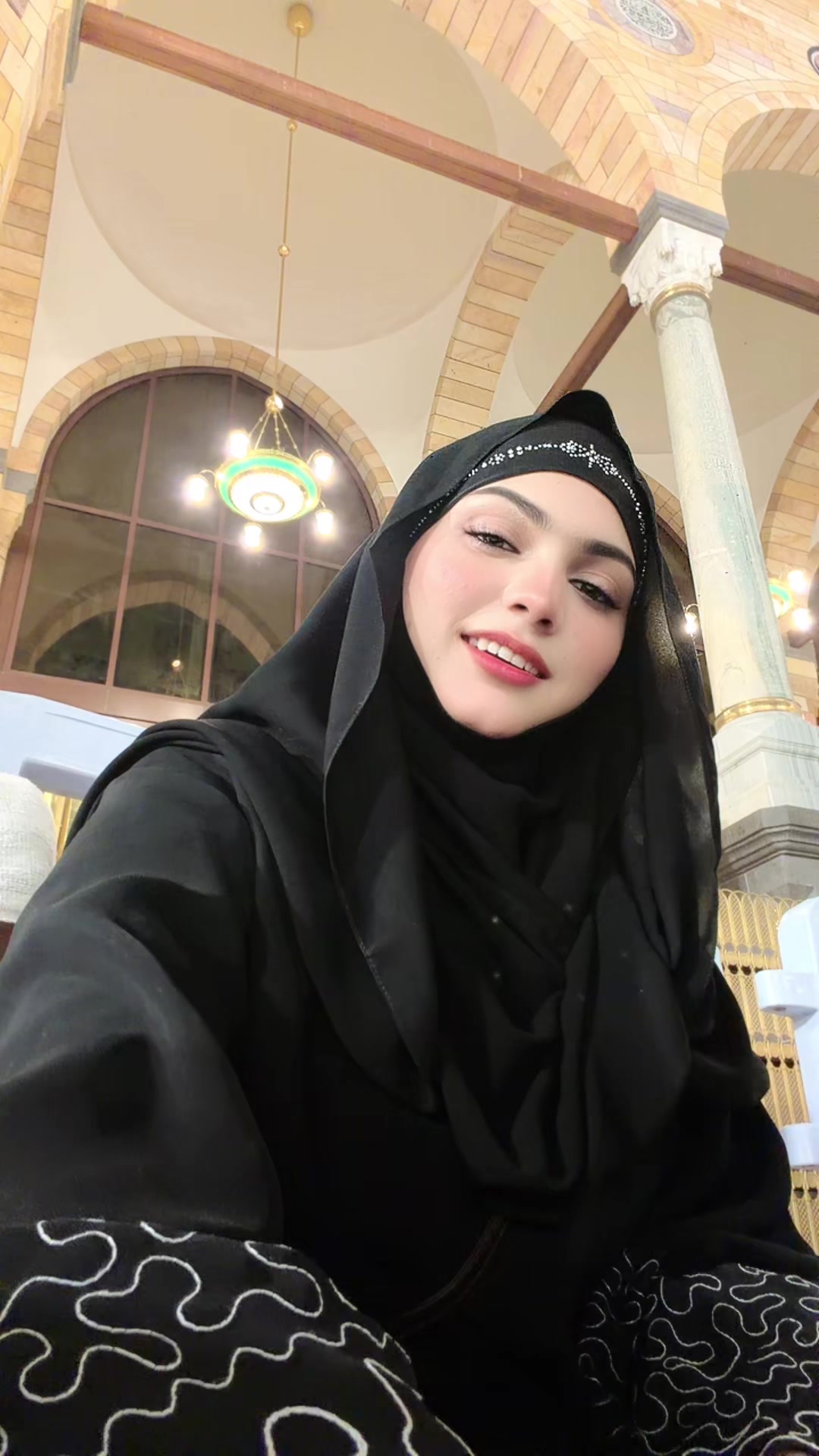 @GulpArii khAn✨❤️🧿