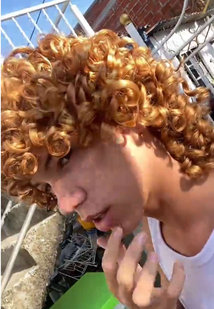 @𝖆𝖓𝖉𝖗𝖊𝖘 𝖙𝖊𝖈𝖈𝖆🧑🏼&zwj;🦱