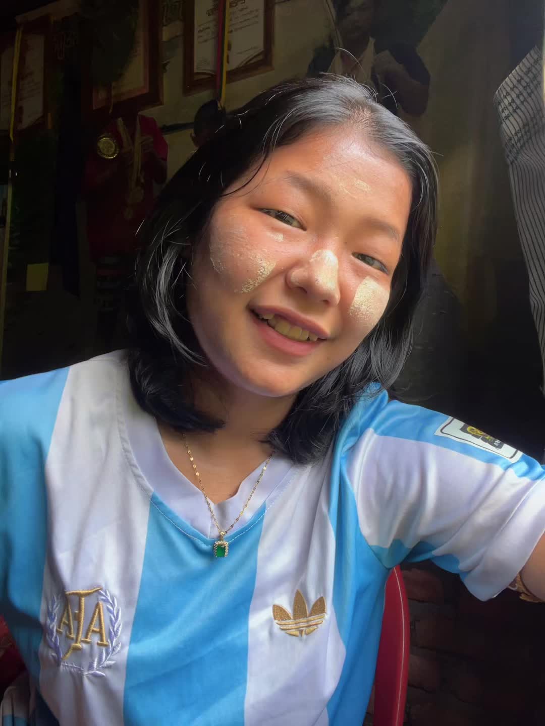 @Kayin Myanmarနန်းဆုလာဘ်❤️