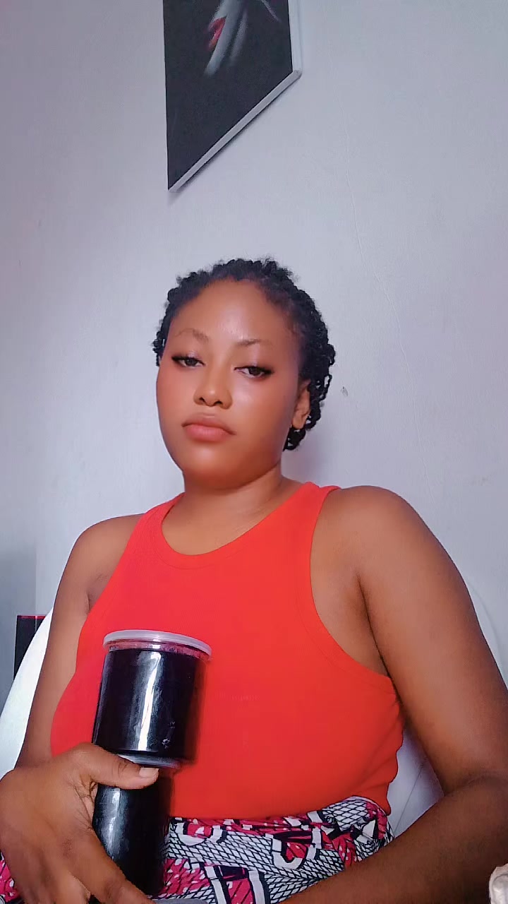 @twin_stella