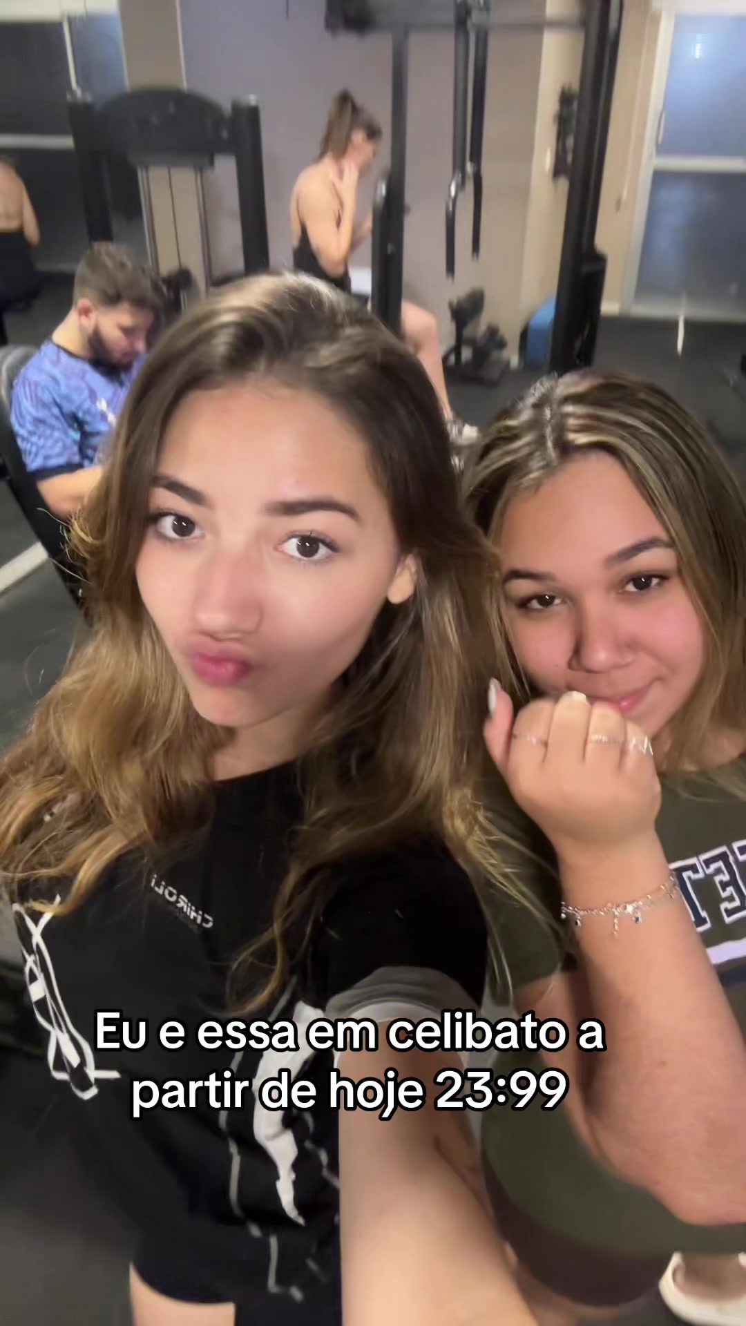 @Giovanna Agatha18