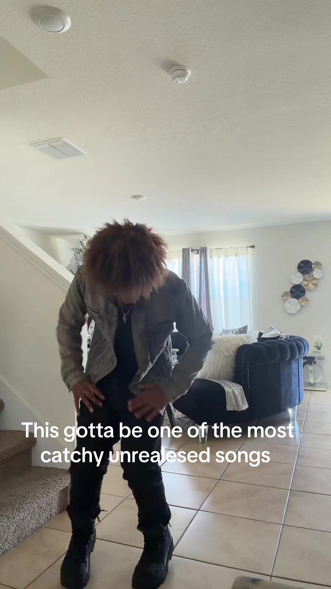 @YJ