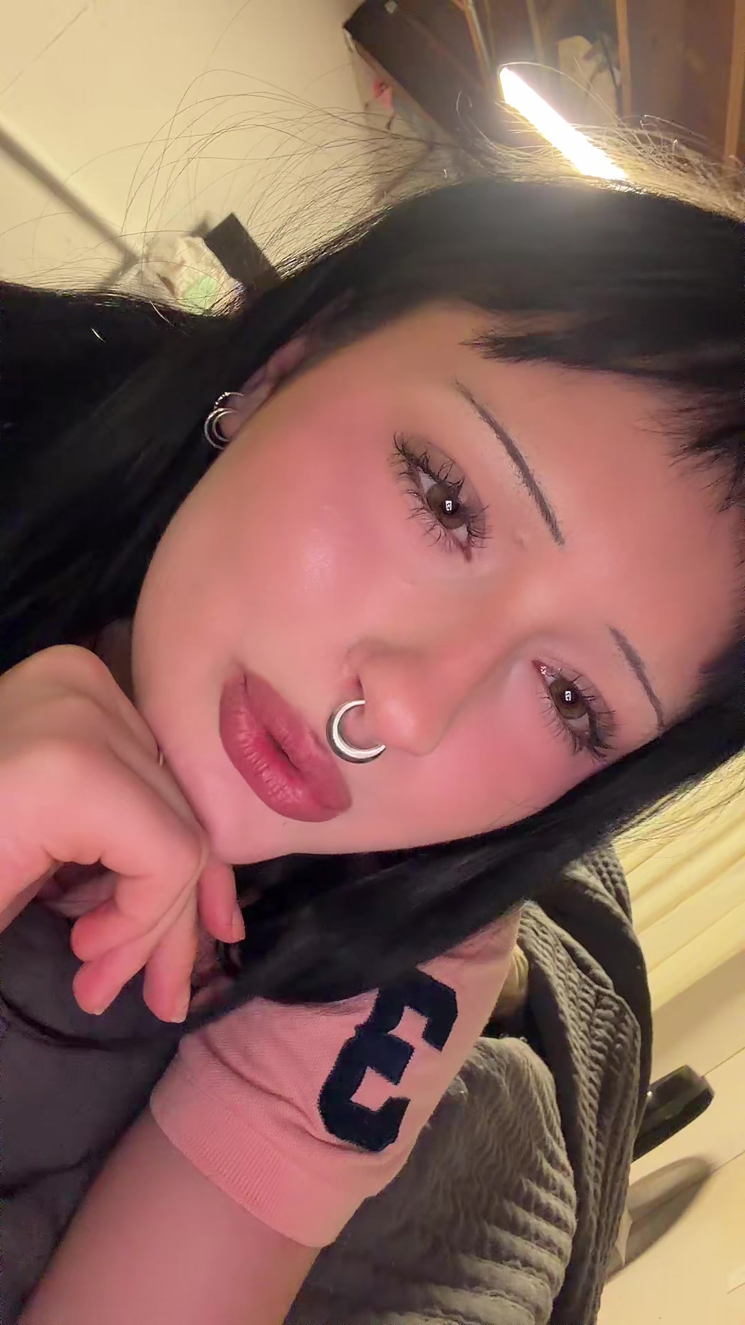 @✧･ﾟ: *✧･ﾟ:*